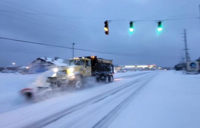 Jusqu’à un pouce de neige supplémentaire attendu sur les îles Hatteras et Ocracoke mercredi matin