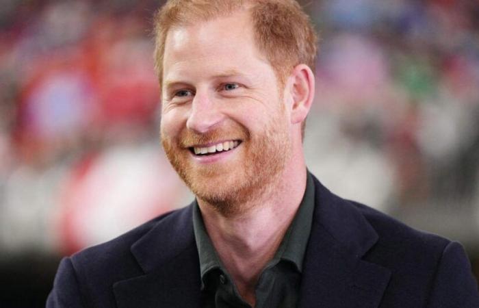 Le propriétaire du tabloïd The Sun reconnaît la détresse causée au prince Harry et s’excuse