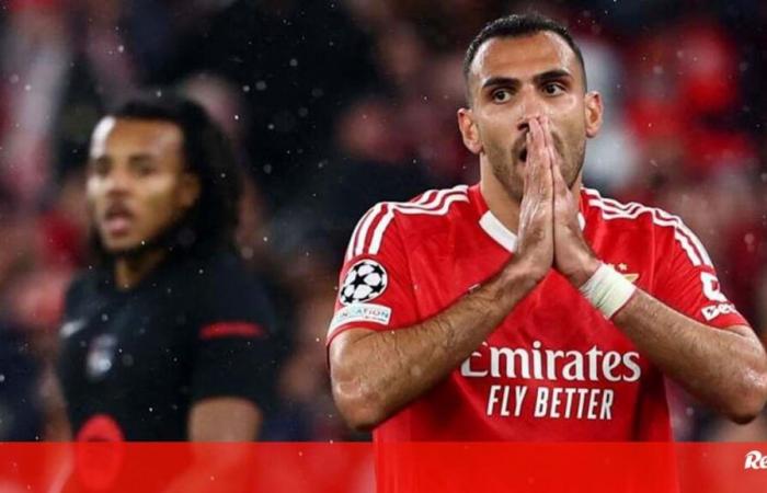 Isaías comprend la frustration de Pavlidis: «Marquer 3 buts contre Barcelone et ne pas marquer est une grande déception» – Benfica