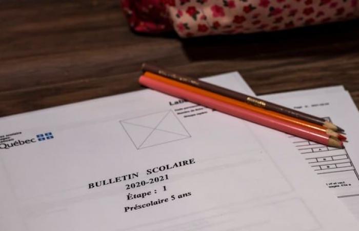 Les enseignants veulent revenir à deux bulletins scolaires