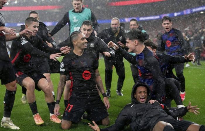 But gag, remontée et gardiens en bois, c’était quoi ce match fou du Barça ?