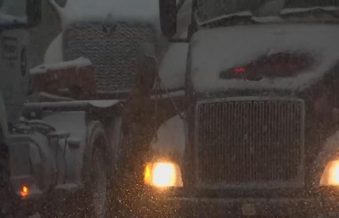 Les conducteurs sont invités à rester en dehors des routes à Tallahassee