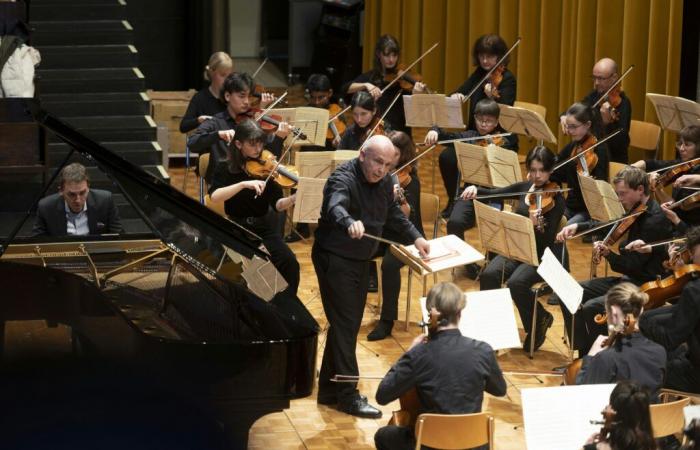 Benjamin Engeli et l’OJF poursuivent leur ambitieuse intégrale des concertos pour piano de Mozart