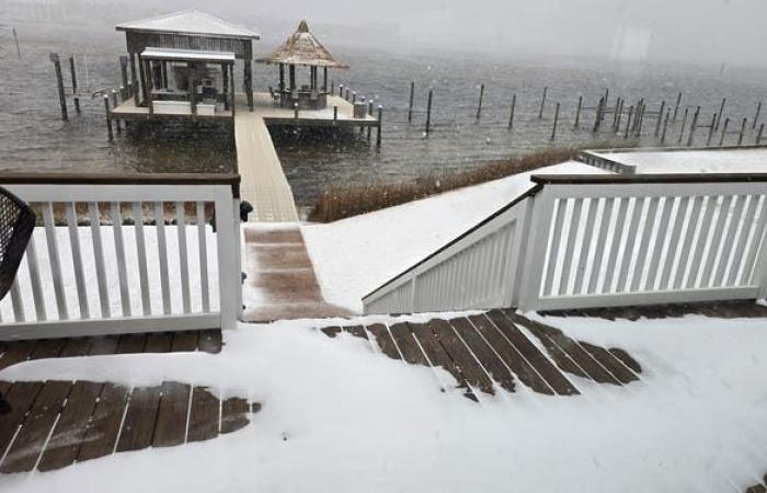 Un blizzard paralyse les communautés de la côte du Golfe avec un record de neige