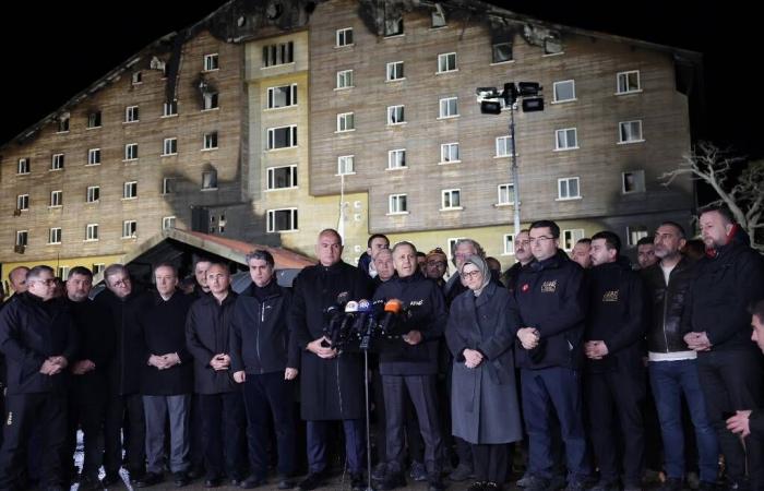 Deuil national en Turquie après l’incendie qui a tué au moins 76 personnes dans une station de ski