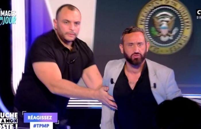 Un homme fait irruption sur le plateau de « TPMP » et fonce vers Cyril Hanouna en direct sur C8, la sécurité intervient