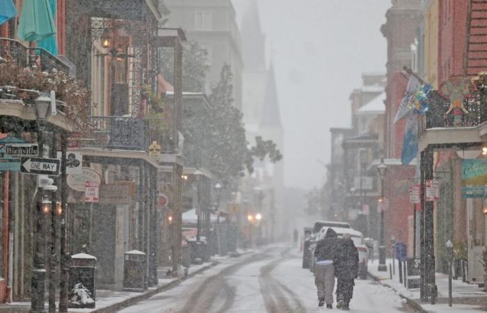 Une tempête de neige unique frappe la côte du Golfe, avec des chutes de neige record en Floride