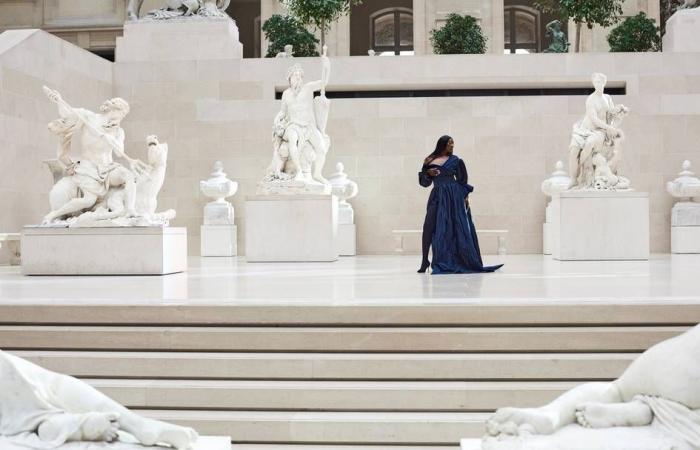 Au Louvre, un dialogue unique entre mode et art