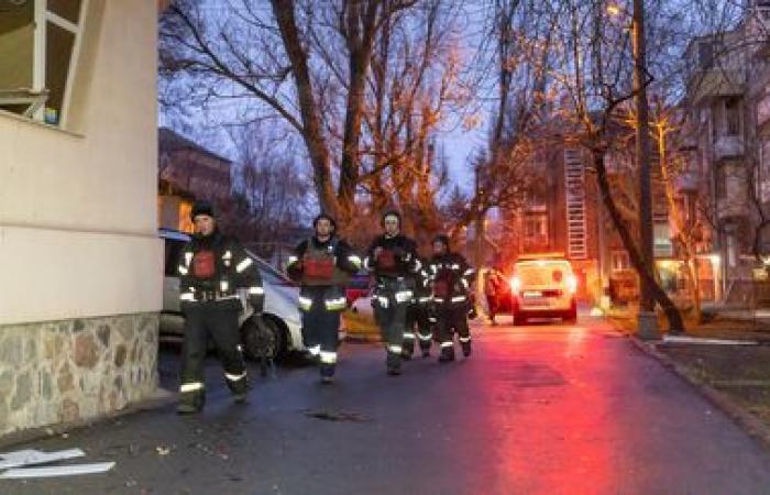 Une frappe russe fait un mort et 16 blessés à Zaporizhzhia