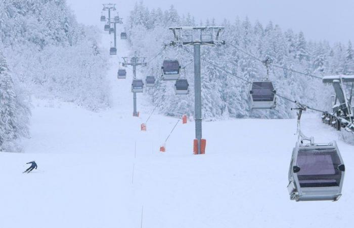 Une fillette de 10 ans lors d’un voyage scolaire au ski heurte une pierre et se suicide