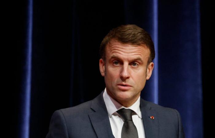 “Il faut pouvoir payer au péage avec notre téléphone”, annonce Emmanuel Macron sur TikTok