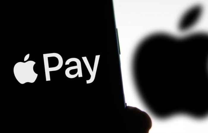 Allées, parkings, péages… Dans quels cas est-il interdit de payer en conduisant avec Apple Pay ?