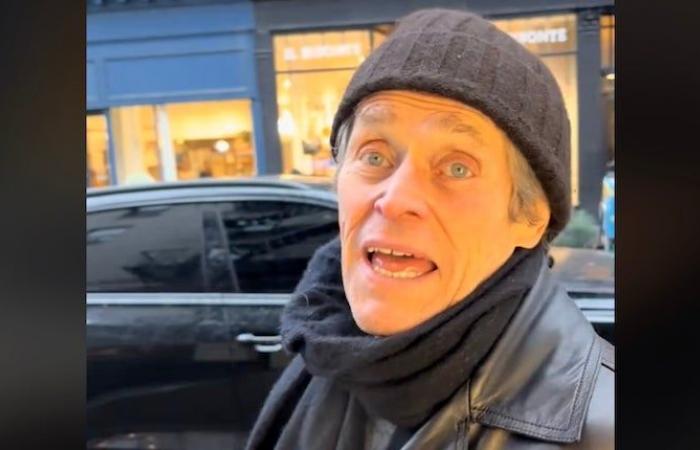 Willem Dafoe est interviewé en pleine rue… par un tiktoker qui ignore complètement qui il est