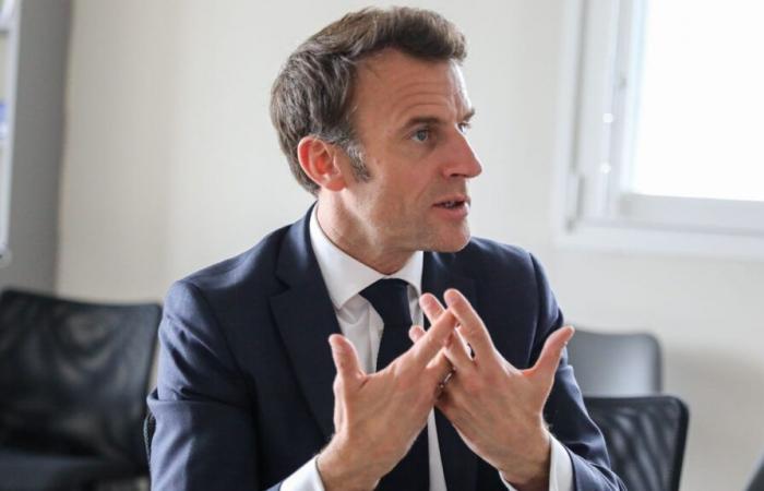 Sur TikTok, Emmanuel Macron se dit favorable au paiement du péage par téléphone