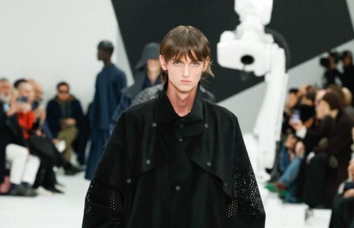 L’envolée d’Issey Miyake Men dans le défilé Automne-Hiver 2025-2026