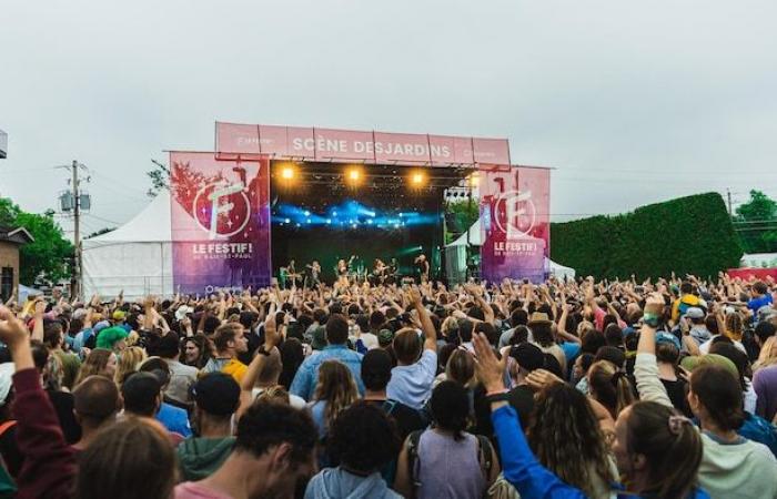 De nombreuses fêtes régionales sur la corde bien rangée