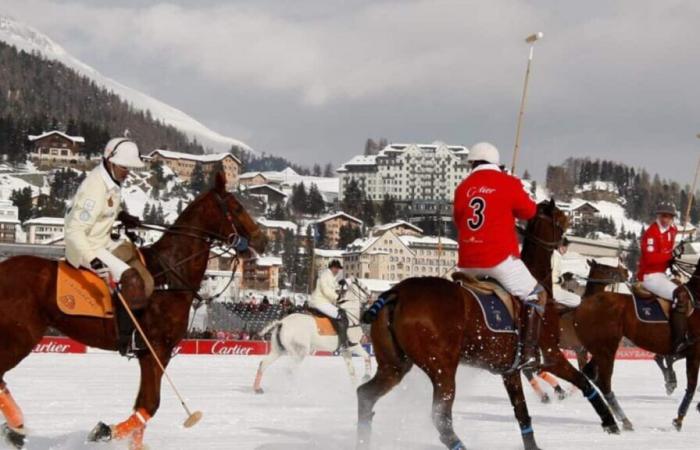 Tournoi de polo sur le lac Frozen St. Moritz célèbre 40 ans