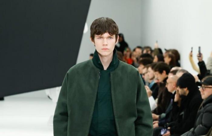 L’envolée d’Issey Miyake Men dans le défilé Automne-Hiver 2025-2026