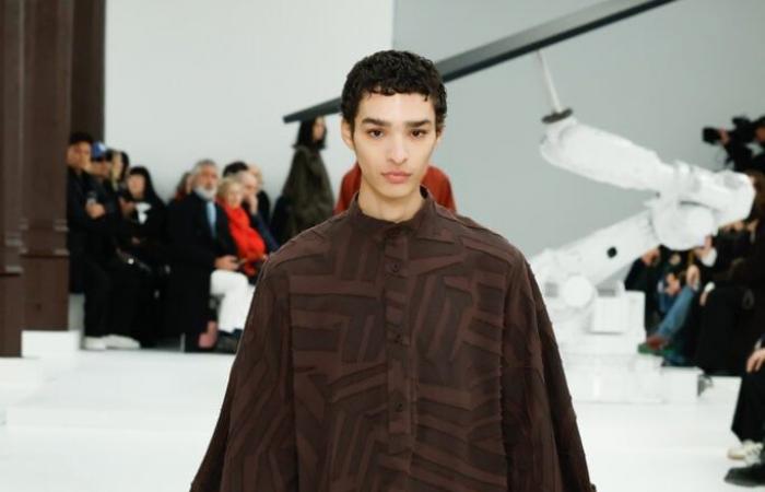 L’envolée d’Issey Miyake Men dans le défilé Automne-Hiver 2025-2026