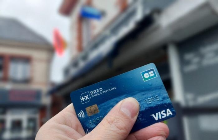 il abuse de son « amie » en utilisant sa carte bancaire dans les bars, restaurants, hôtels…