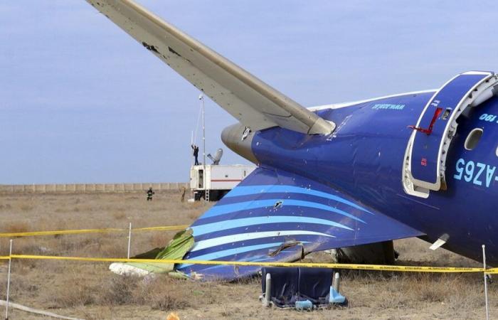 Un missile tiré par l’avion de Russie Azerbaïdjan Airlines, disent des sources russes