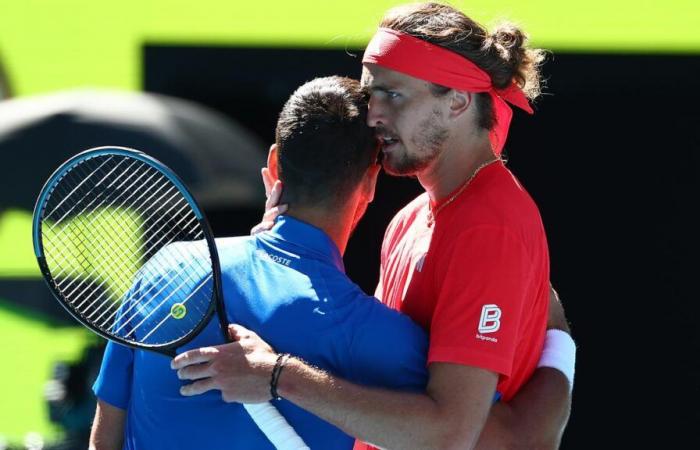 Zverev dans la finale, Djokovic doit abandonner