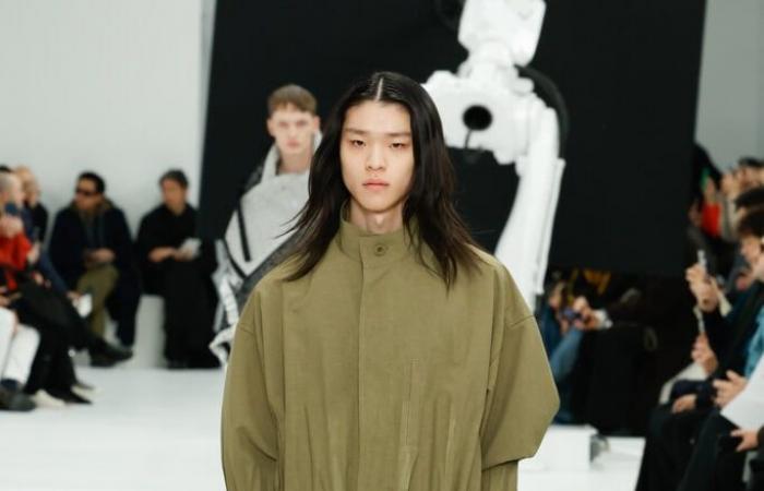 L’envolée d’Issey Miyake Men dans le défilé Automne-Hiver 2025-2026