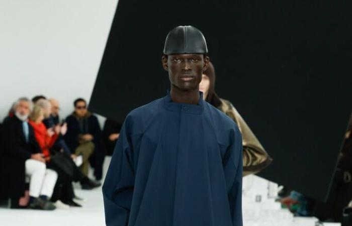 L’envolée d’Issey Miyake Men dans le défilé Automne-Hiver 2025-2026