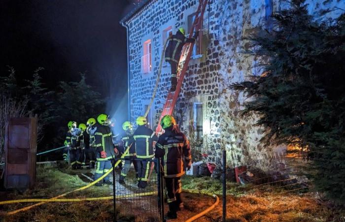 Feu de nuit violent d’une ferme de cette ville de Haute-Loire