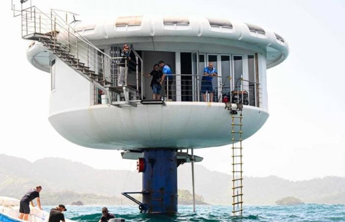 En images | 120 jours submergés sous l’eau dans une capsule, un allemand bat le record de Guinness