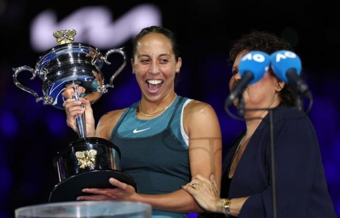 Madison Keys étourdit Aryna Sabalenka en finale de l’Open d’Australie alors que le monde n ° 1 basse la raquette dans la défaite – en direct