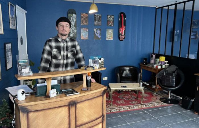 un salon de tatouage a ouvert dans cette ville