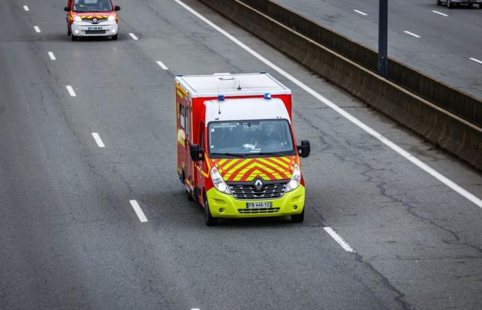 Une femme de 45 ans gravement blessée dans une collision frontale qui a provoqué un total de 7 victimes