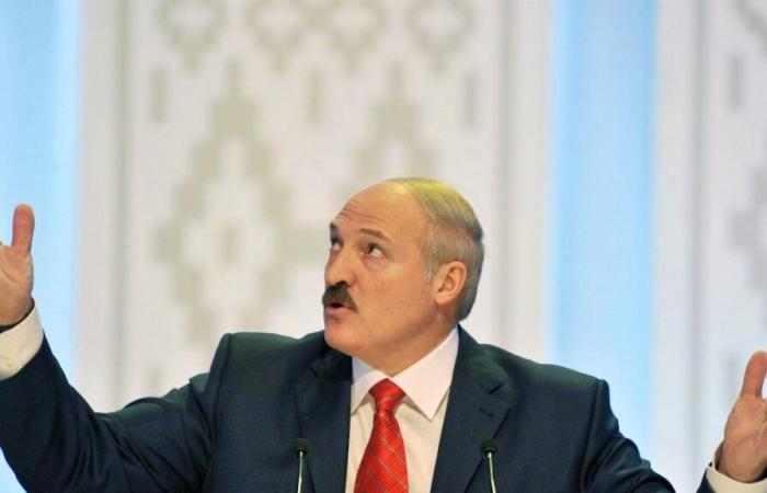 Lukashenko vise un 7e mandat malgré la critique