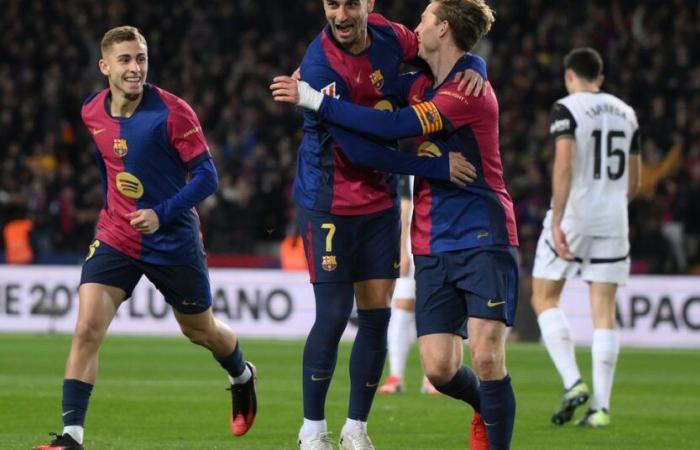 La concentration et la finition de Fermin Lopez, Ferran Torres et Frenkie de Jong rendent Barcelone imparable