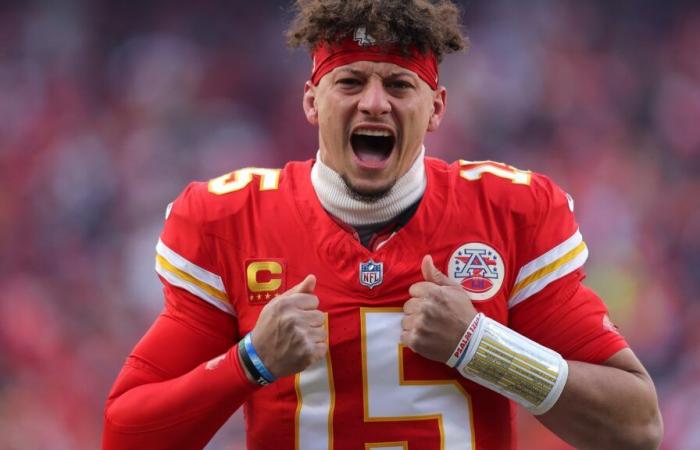 Patrick Mahomes Masters Josh Allen à nouveau pour garder le rêve à trois peat de Kansas City vivant alors que l’immortalité du Super Bowl vous attend