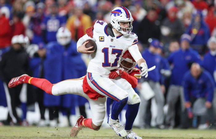 Patrick Mahomes Masters Josh Allen à nouveau pour garder le rêve à trois peat de Kansas City vivant alors que l’immortalité du Super Bowl vous attend