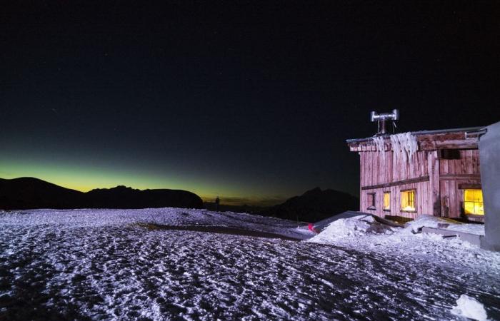 VIDÉO. A plus de 3 000 mètres d’altitude et au gré des tempêtes, ce restaurant est devenu une institution en Savoie.