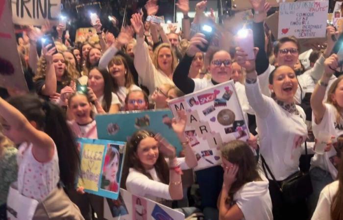 2 300 fans navals réunis à Arras saluant sa victoire à la Star Academy