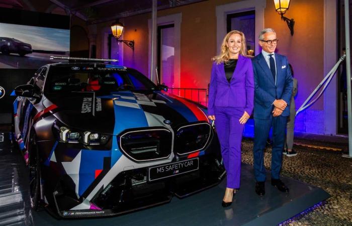 La BMW M5 Touring devient la voiture officielle de sécurité MotoGP, une source de fierté pour les passionnés du monde entier.