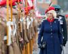 La reine Camilla rend hommage à son père lors de sa première visite aux Royal Lancers