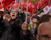 en Espagne, ses partisans se mobilisent pour demander à Sánchez de ne pas démissionner