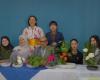 étudiants en tourisme formés à l’Ikebana, l’art floral japonais