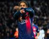 son lien avec Mbappé et Dembélé, sa jeunesse, ses idoles, le match contre le Barça… Bradley Barcola se confie