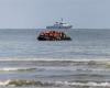 Sauvetage de 66 migrants qui tentaient de traverser la Manche