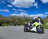 A Grasse, des agents motocyclistes de la police nationale de Cannes initient les motards aux courbes et trajectoires de sécurité : nous les avons suivis