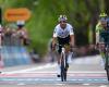 Tour d’Italie | Liveblog étape 1 – Gros voirass ! Niet Pogacar, mais Narvaez passe au Turijn de rze trui