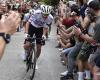 Giro. Tour d’Italie – Pourquoi Pogacar portait un brassard noir sur la 1ère étape