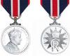 Les candidatures sont maintenant ouvertes ! Médaille du couronnement pour reconnaître les membres de l’équipe de la Défense