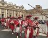 Les « Cent-Suisses », un cousin de la Garde suisse en visite au Vatican – Portail catholique suisse